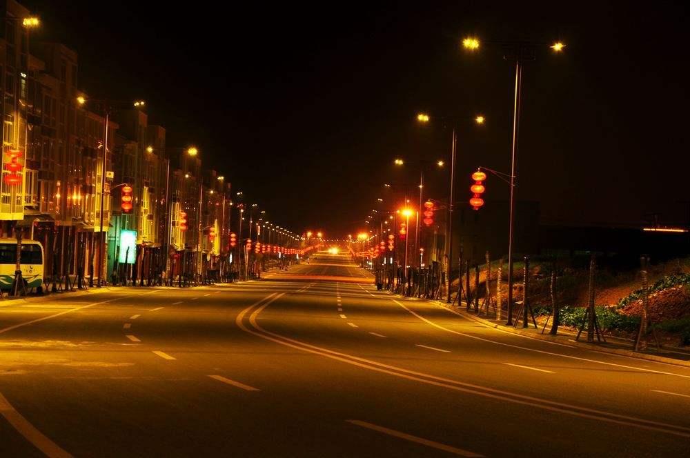 云顶国际电气金丽街路照明系统箱变项目